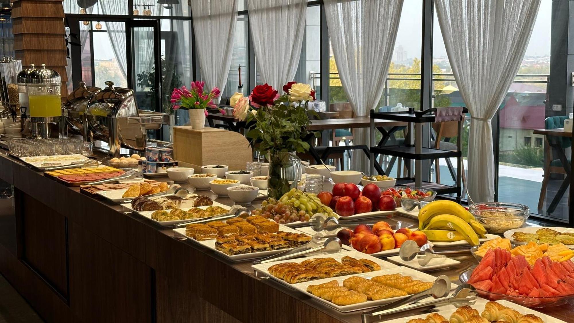 Rayyan Hotel & Spa Ташкент Экстерьер фото